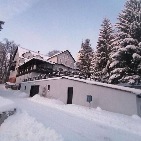 Hotel Auri Rudník Exterior photo
